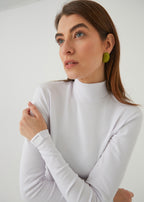 BLACK TURTLENECK