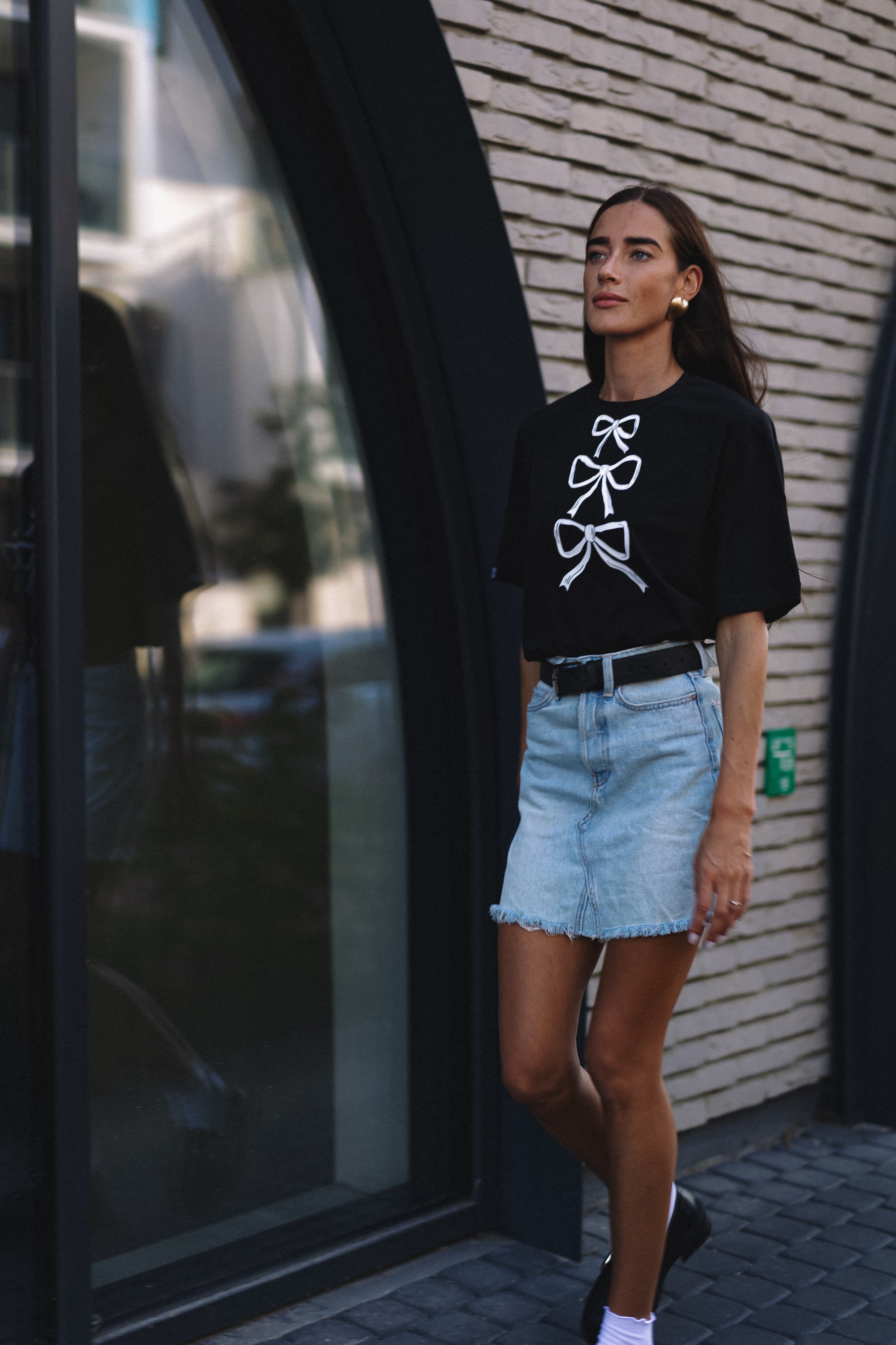 "THREE RIBBONS", BLACK T-SHIRT
